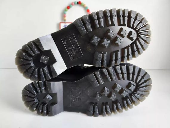 Dr MARTENS X Dolls Kill Zip Jadon Hi Max 10 Eye Platform Dr MARTENS X Dolls Kill Zip Jadon Hi Max 10 Eye Platform