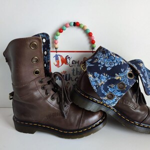Dr Martens Triumph Aimilita 1914 Floral Lining Brown Blue Boots