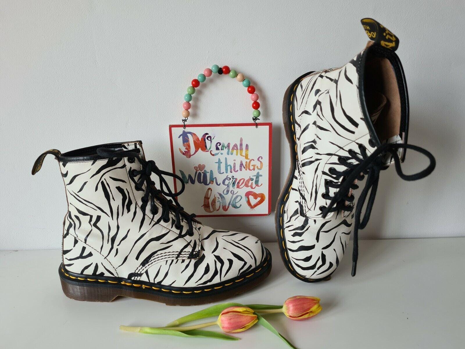 DR.MARTENS 24641001BLACKHYDRO 関税送料込 Dr.Martens 1460Z BLACK SMOOTH WHITE STITCH（ドクターマーチン