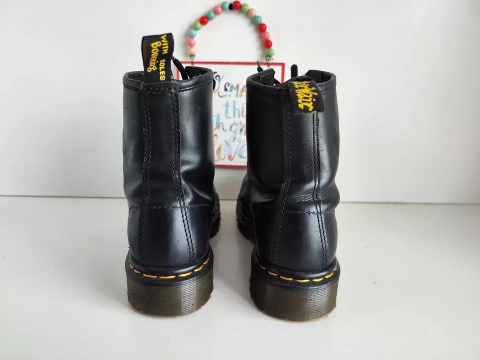 Dr Martens 1460 7 Hole Black Metal Toe Vintage England Boots UK4