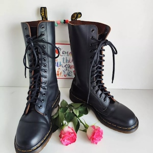 Dr Martens 1914 england vintage black mid calf 14 eye boots UK5 EU38 US7