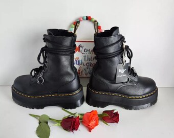 Dr MARTENS X Dolls Kill Zip Jadon Hi Max 10 Eye Platform Dr MARTENS X Dolls Kill Zip Jadon Hi Max 10 Eye Platform