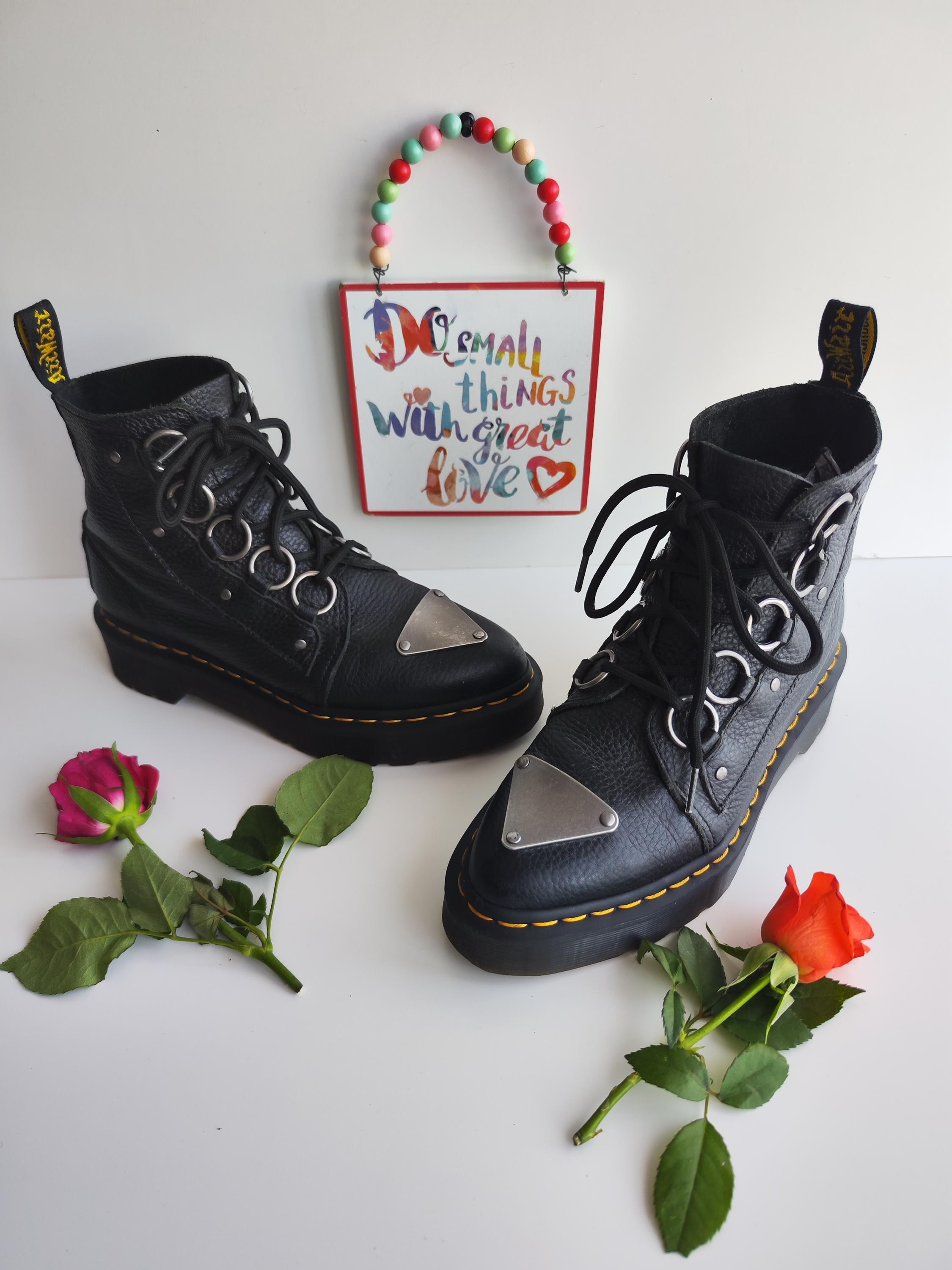 VTG Dr. Martens 9793 Chunky Boots Size 5 Men -6 Women The Hottest Upcoming Nike Sneaker Collabs of 2025 | FLEXDOG main image 4