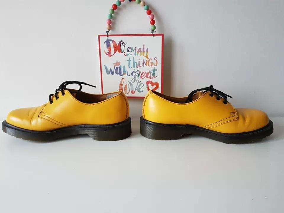 Dr Doc Martens 1461 Yellow 3 Hole Leather Oxford Shoes UK6  display picture 1