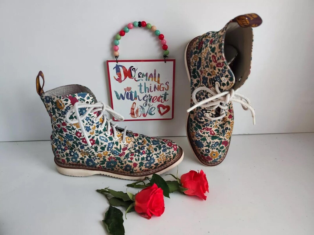 pointed doc martens