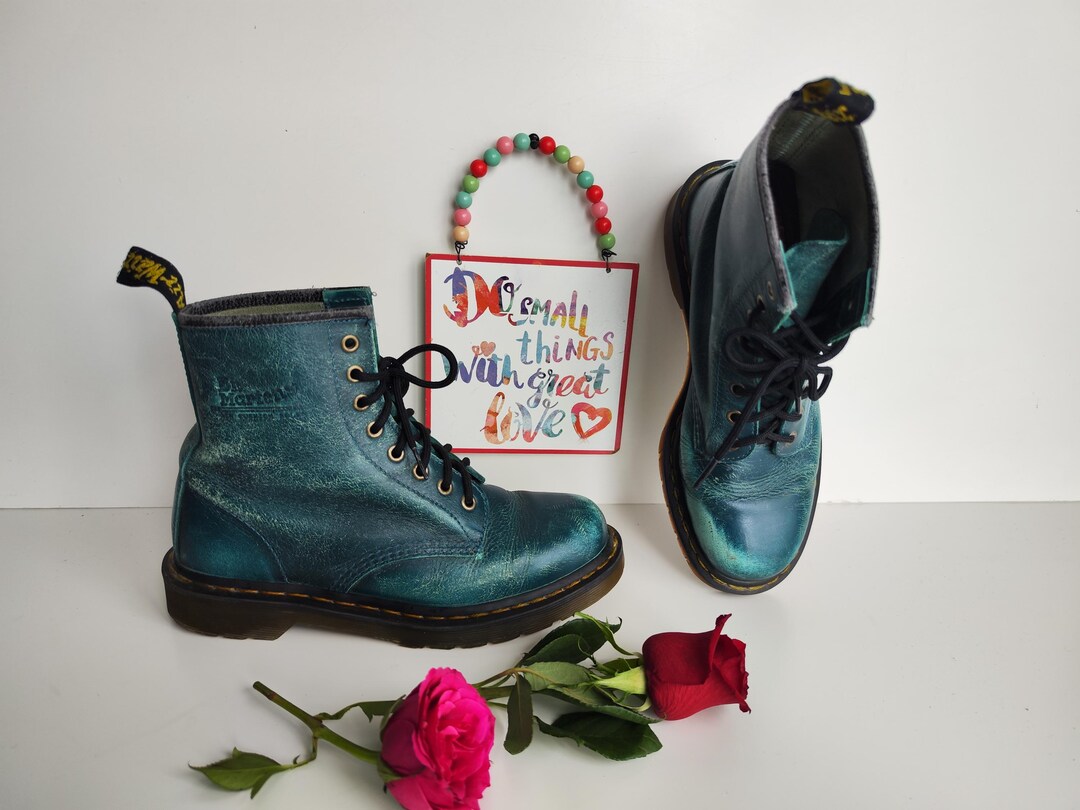 Dr Martens 1460 Pascal 8 Hole Teal Green Rub off Boots UK7