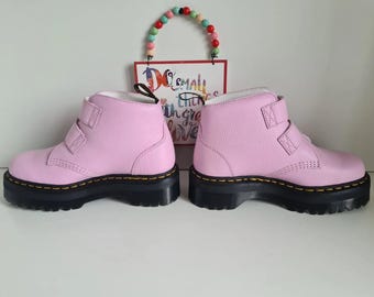 Neue Dr Martens Devon pink Lazy Oaf Stiefel Herz Plateau Schnallen quad  Sohle UK4