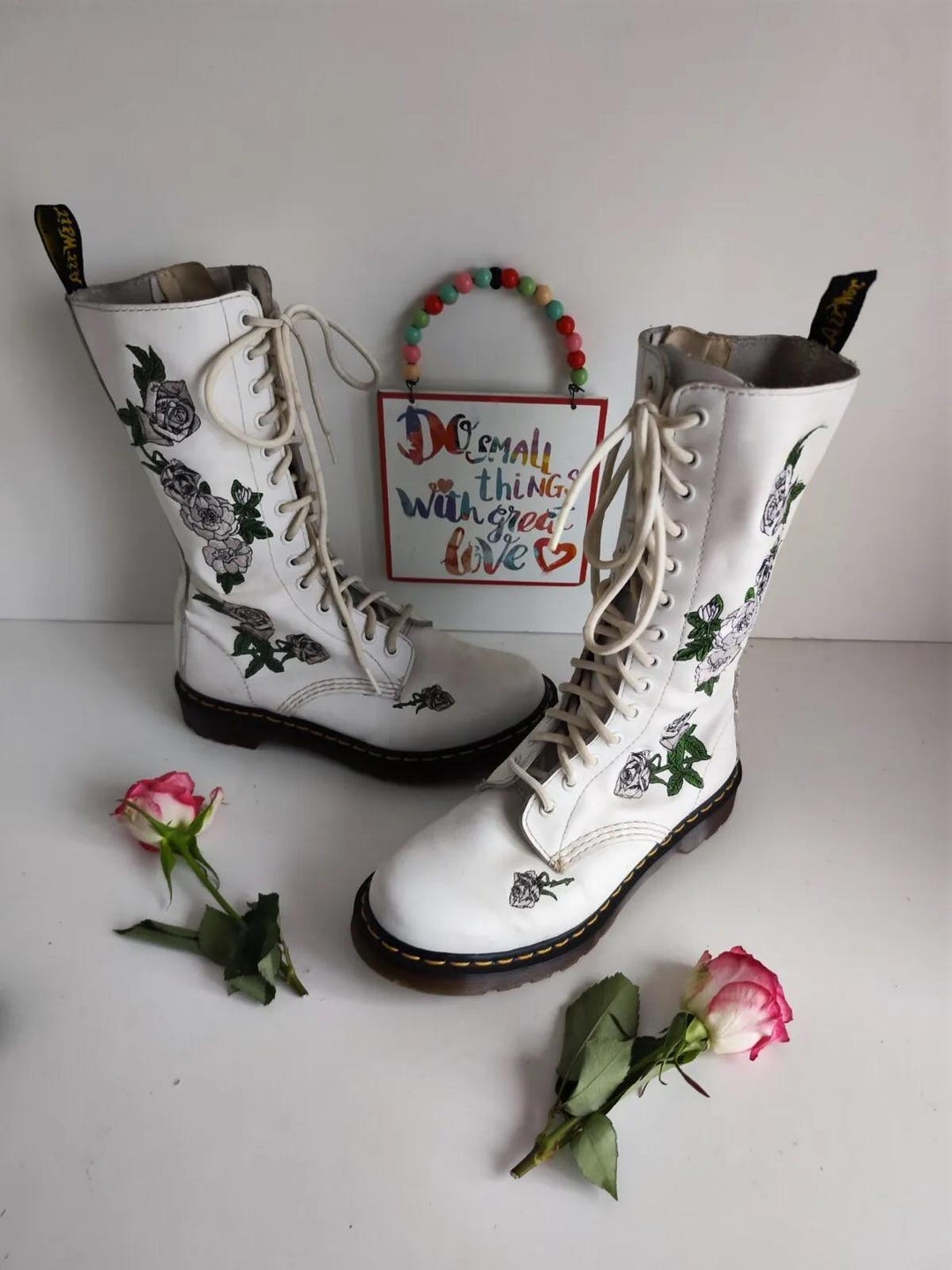 Dr Martens Vonda White Boots 14 Hole 1b99 Mid Calf Roses UK EU