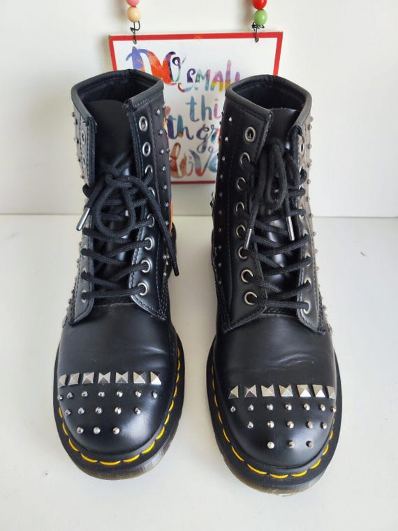 【フォロー割対象】Dr.Martens 8hole boots スタッズ UK4 フォロー割対象】Dr.Martens 8hole boots スタッズ UK4