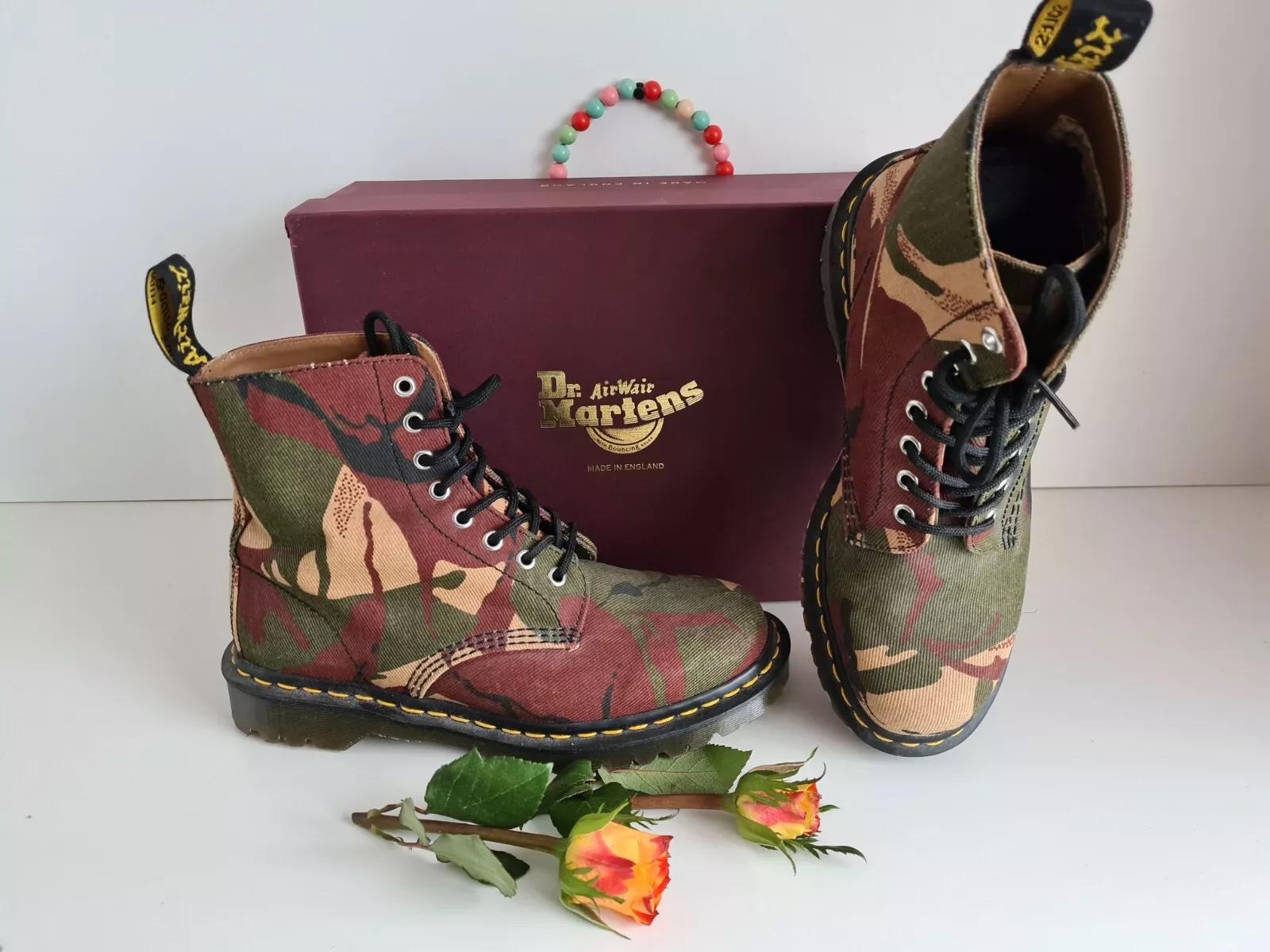 Dr Martens pascal military canvas boots (green) Dr. Martens Women main image 3