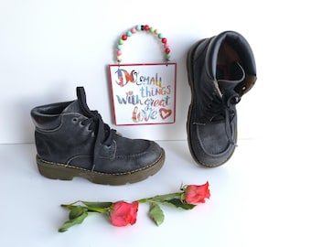 Botas Dr. Martens 3435 negras con plataforma, estilo vintage inglés, suela gruesa y cuello, talla UK6