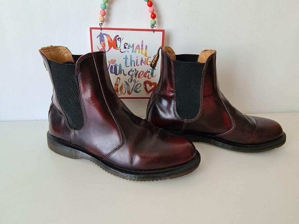 ドクターマーチン フローラ FLORA チェリーレッド サイドゴア Dr.Martens FLORA チェリーレッド・UK5 24cm サイドゴア ドクター