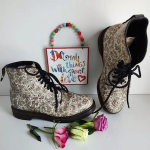 Dr Martens 1460 Jeffrey Paisley print boots 1460 8 hole UK 7 EU 41 US 9