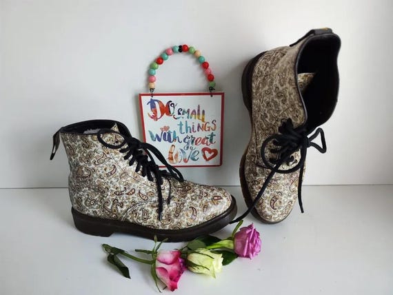 Dr Martens 1460 Jeffrey Paisley Print Boots 1460 8 Hole UK 7  display picture 2