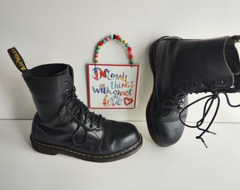 Stivali Dr Martens 1940 neri con punta in acciaio e 10 occhielli, UK9 EU43 US10