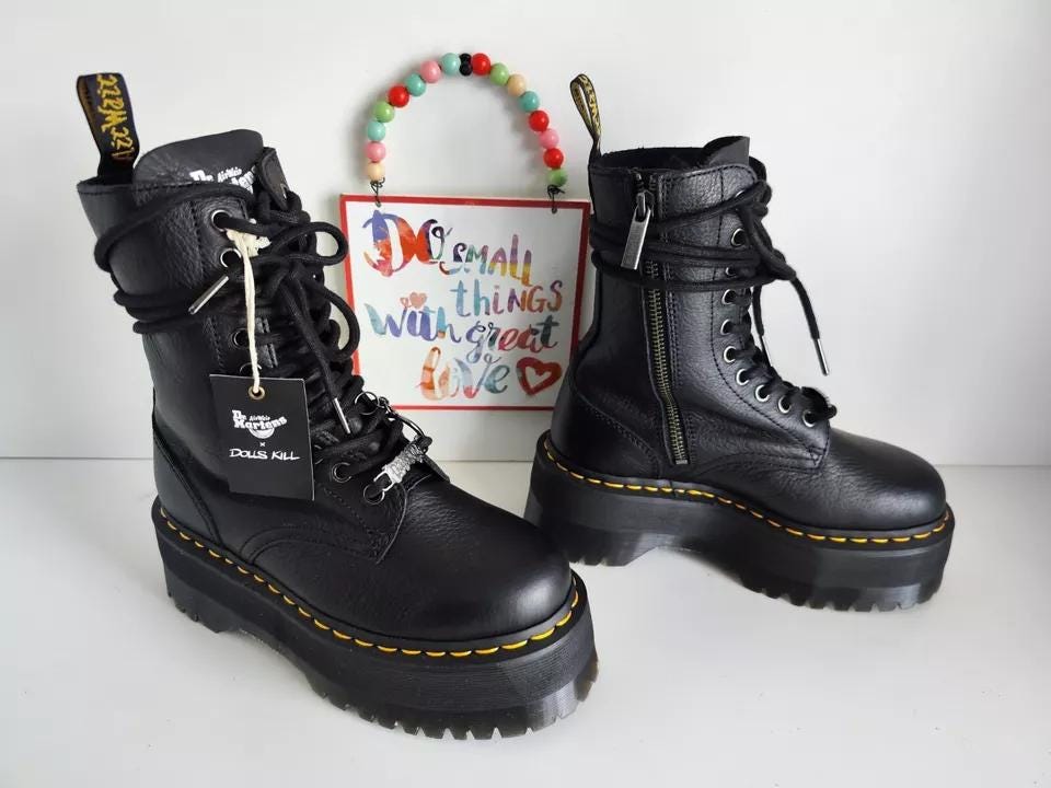 Dr MARTENS X Dolls Kill Zip Jadon Hi Max 10 Eye Platform