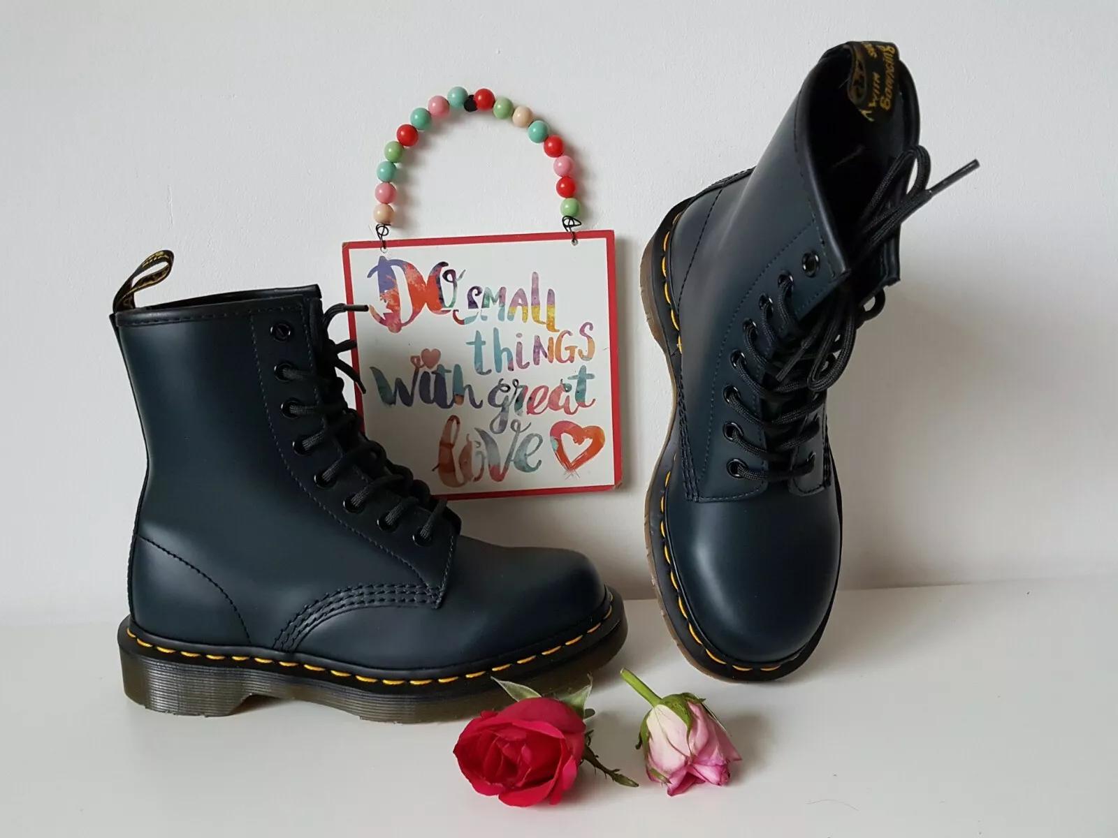 Dr. Martens ネイビー 7 UK s-l400.jpg