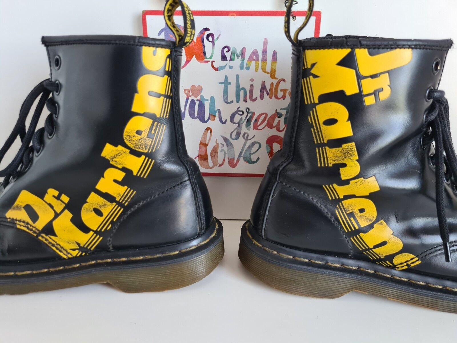 NWOB Dr. Martens 1460 Smooth Leather Lace Up Boots Black 