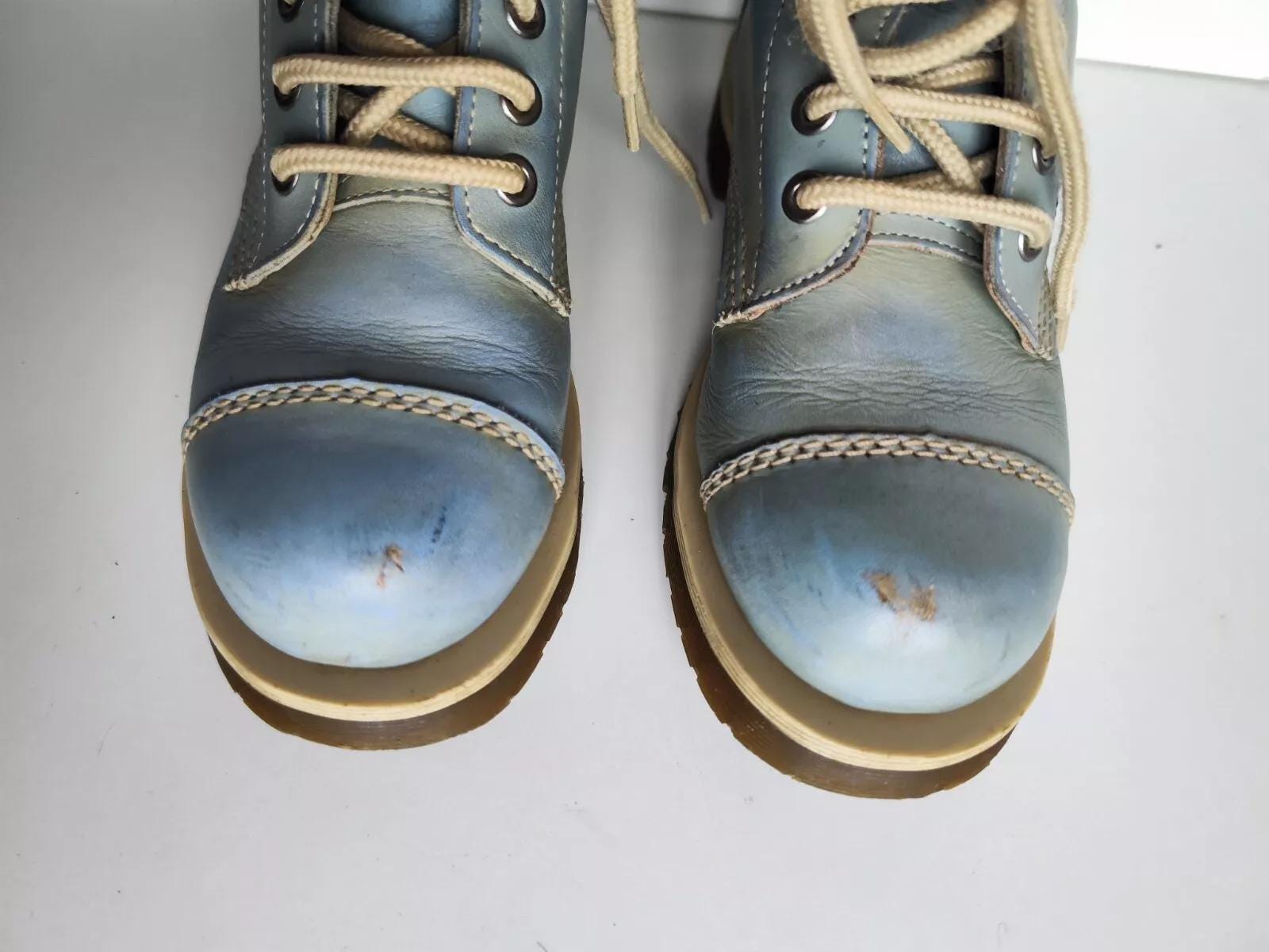 Bottes Dr. Martens 1460 Vintage Bleu Ciel Taille UK 6.5 - Occasion En Cuir
