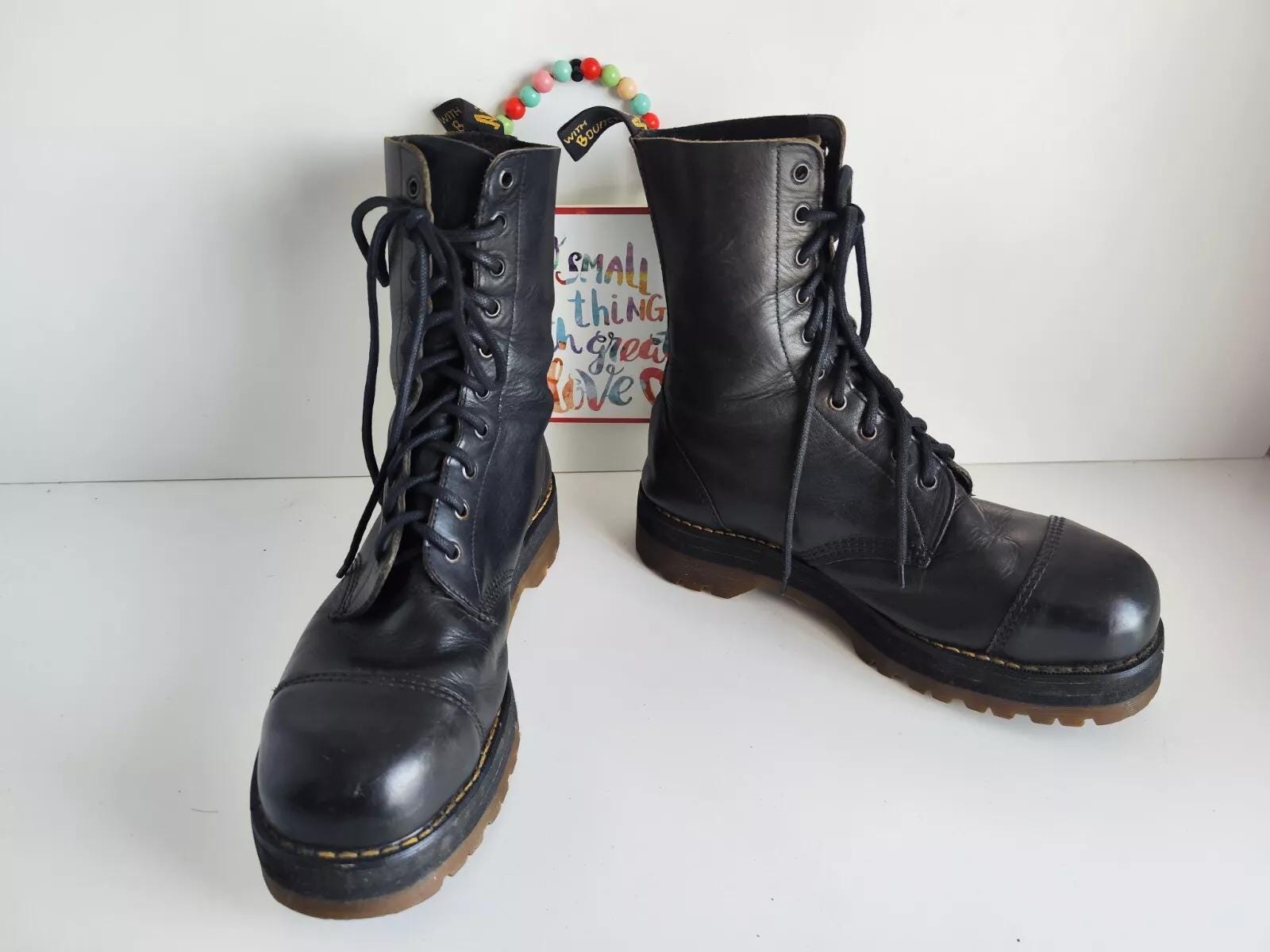 Dr Martens 1940 10 Eye Vintage England Platform Metal Toe Boots