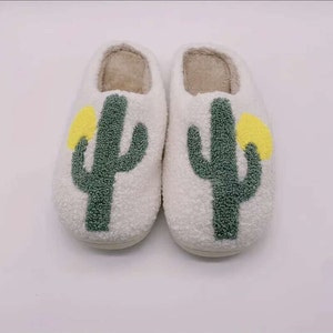 Cactus Slippers, Cactus Women Slippers, Cactus Slippers with sole, Cactus Slippers, Cactus Slippers for kid, Slippers with Cactus