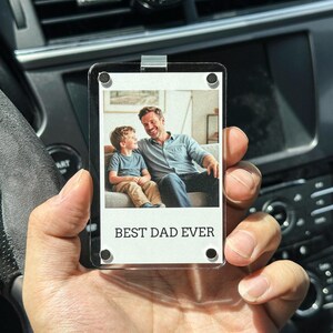 Anpassad fotoklämma för bilvisir, fotoramspresent, fotopresent till fars dag, kör säkert, present till morfar, personlig pappapresent, present till första gången pappa bild 9