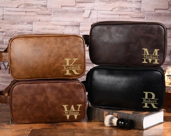 Personalized Men's Leather Toiletry Bag, Custom Groomsmen Leather Travel Dopp Kit, Groomsmen Gift, Anniversary Gift, Men's Leather Accessory