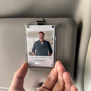 Anpassad fotoklämma för bilvisir, fotoramspresent, fotopresent till fars dag, kör säkert, present till morfar, personlig pappapresent, present till första gången pappa bild 8