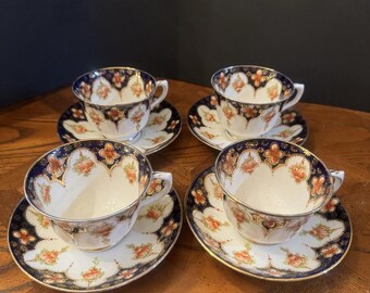 Set mit 8 Royal Albert Crown Imari Style 4692 Kobaltblauer Tasse & Untertasse