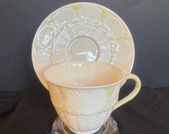 VTG Belleek Teetasse / Untertasse Set Gelb Luster Shell Muster