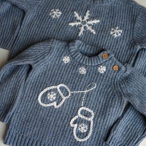 Conjunto de invierno para bebé y niño pequeño / Conjunto de suéter bordado a mano para bebé / Suéter navideño con copos de nieve / Suéter acogedor para bebé