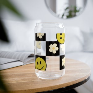 16 oz Libbey puede envolver SVG / Smiley Face Glass Can Wrap / Daisy Glass Drink Cup / Vidrio estilo lata a cuadros / Estética de café Groovy de moda