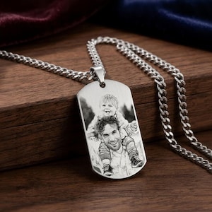 Naszyjnik z nieśmiertelnikiem dla mężczyzn z personalizowanym zdjęciem i wiadomością na odwrocie. Prezent na Dzień Ojca dla taty od dzieci. Prezent dla męża.