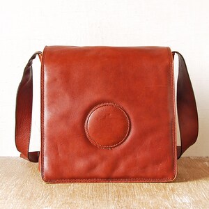 Große Burgund Handtasche Schulter Retro Tasche Gebrauchte Ledertasche Geräumige Frauen Handtasche Praktische Alltagstasche Carryall Handtasche