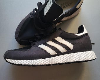 Vintage Adidas Forest Grove Sneakers – Black White Retro 90s Trainers (US 5.5 / EU 38)