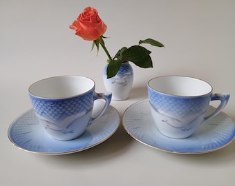 Bing & Grondahl Seagull 305 - Set of 2 Cups and Saucers - Hand Painted - Copenhagen Denmark - Danish Porcelain