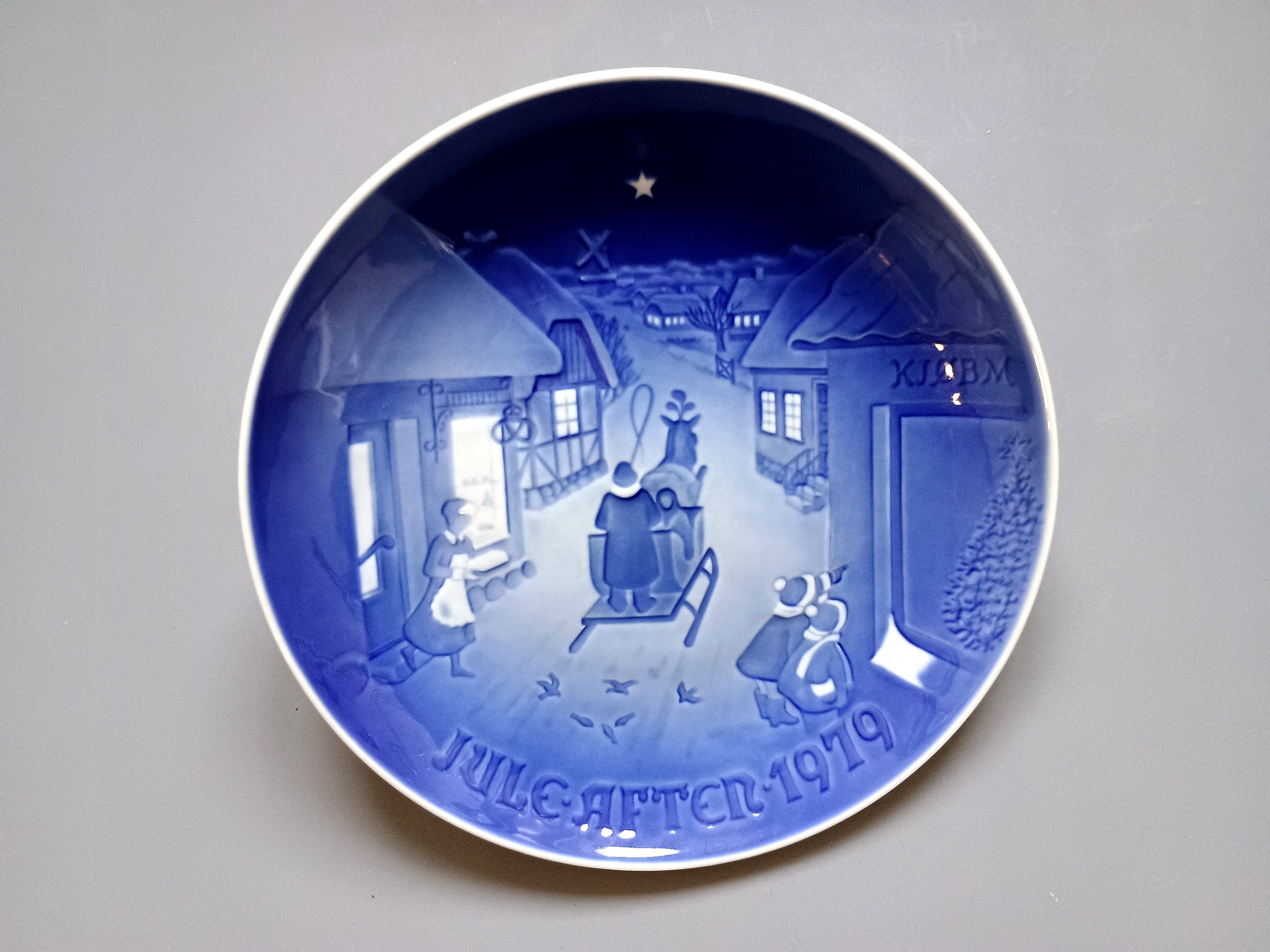 1970-1979 Bing & Grondahl Copenhagen Porcelain Christmas Plates