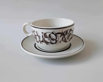 GARDEN Gustavsberg - Coffee Cup & Saucer - GARDEN Gustavsberg Sweden - Stig Lindberg - In production 1976-1977