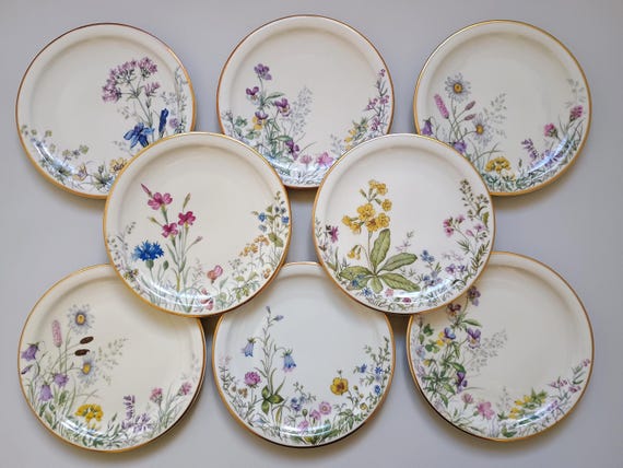 Krautheim Selb Bavaria Plate: Fine Porcelain with Wildflower Decor