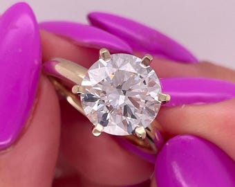 Anello di fidanzamento con diamante taglio rotondo da 4 carati, solitario in oro giallo 14k