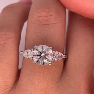 2.70 Carat Three Stones Engagement Ring Round Cut Diamond  Pear Shape Side Stone Lab Grown Diamond IGI certified E color vvs2 clarity 14k