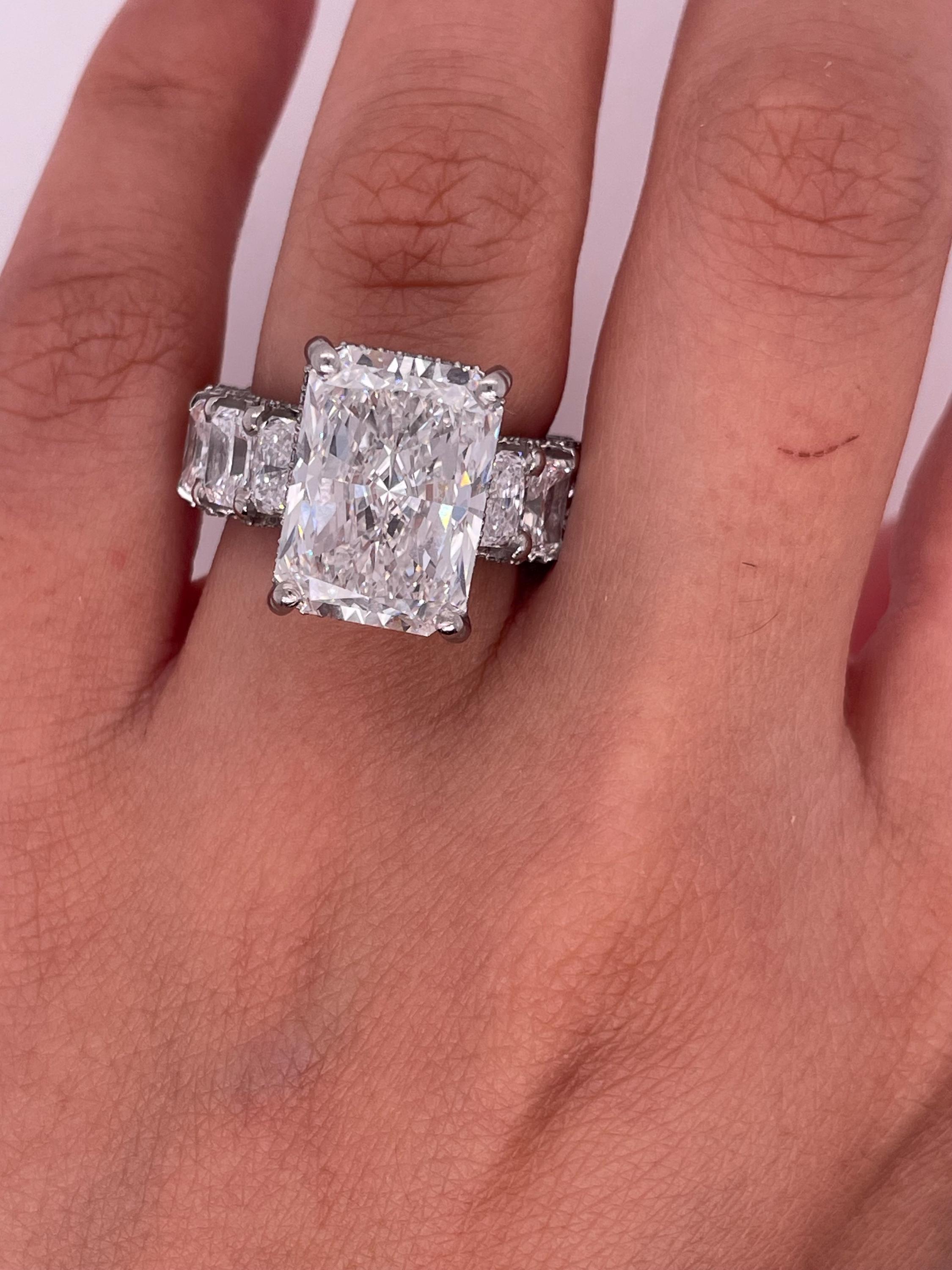 Radiant Side 14ct Radiant Cut Lab Grown Diamond Engagement Ring, IGI Certified ...