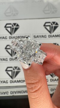 11 Carat Diamond Ring Radiant cut Lab grown Diamond e color vvs clarity IGI certificate, Engagement ring , radiant side stones 14k gold