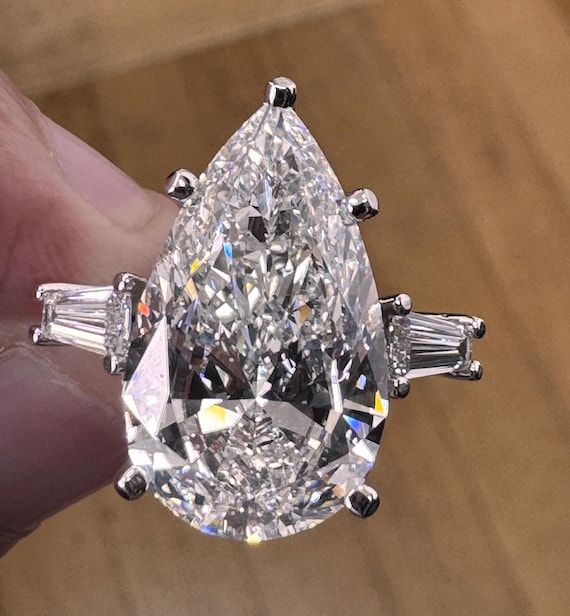 10 Carat Pear Lab Grown Diamond Engagement Ring: 14k Gold Baguette