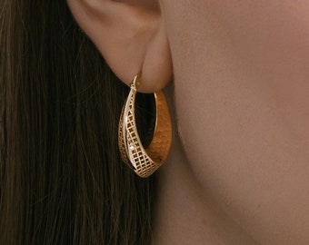 Honeycomb Cage Small Hoop Earrings, Fine Handmade Statement Jewelry, 14K Solid Gold  Tiny Cool Dainty Earrings, Summer Wedding Gift