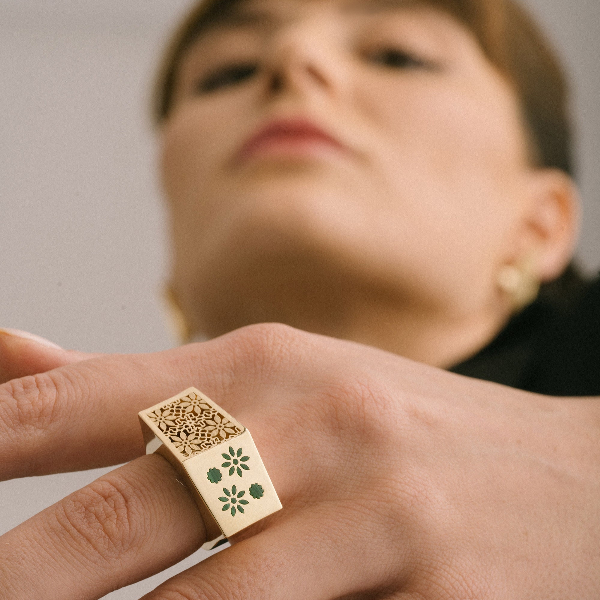 Malachite Blooming Flower Statement Ring, Fine Handmade Maximalist Jewelry, 14K Solid Gold Chunky Cool Ring, Unique Summer Wedding Gift