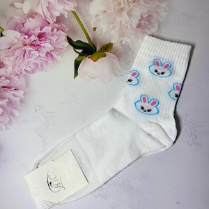 Calcetines de algodón para mujer con estampado de conejito estilo asiático
