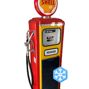 Vintage Super Shell Petrol Pump With Fridge. Perfect for Man Cave Decor / Automobilia
