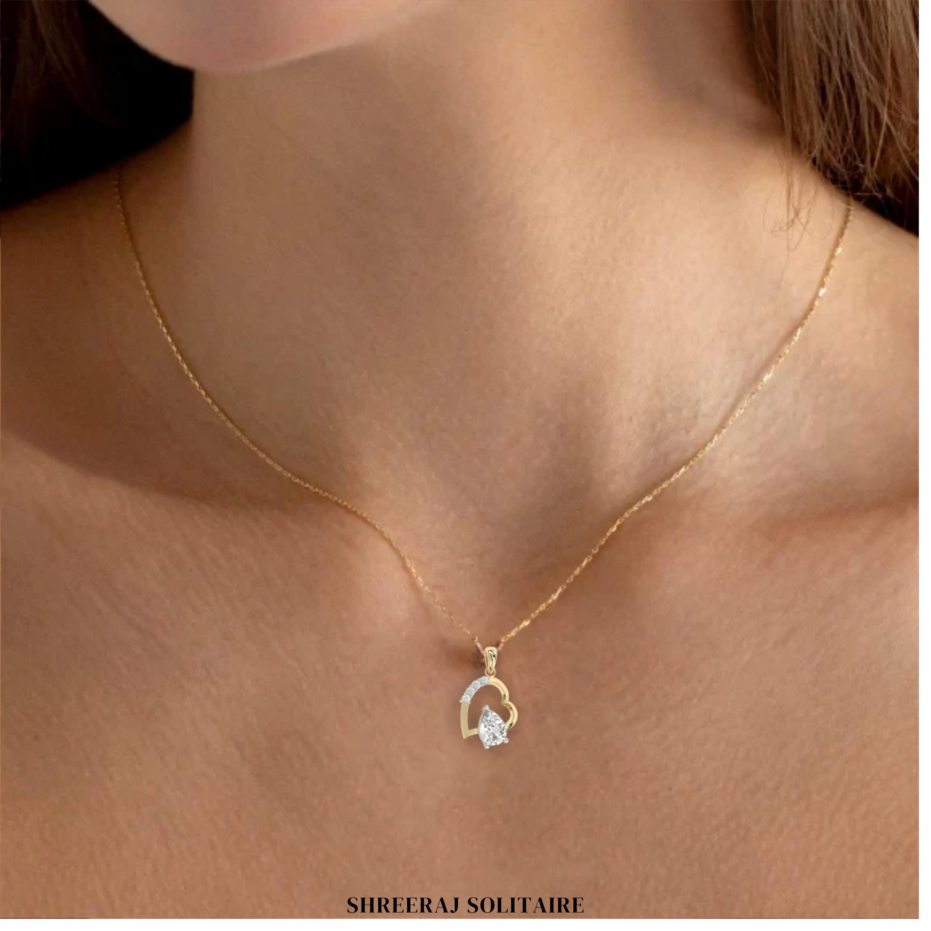 ハート型ラボグロウンダイヤモンドペンダント | エレガントなゴールド