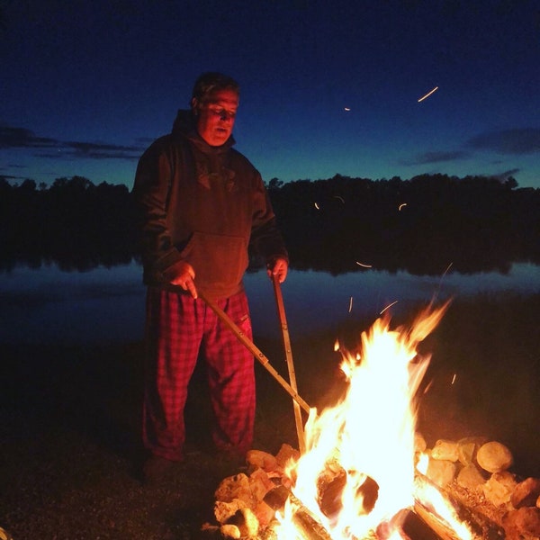 Pinzas originales para fogatas: ligeras, duraderas y fabricadas en EE. UU. (94,5 cm)